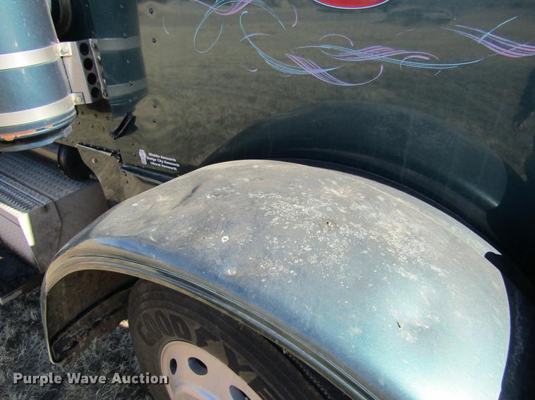 image for item DC8325 2001 Peterbilt 379 manure spreader truck