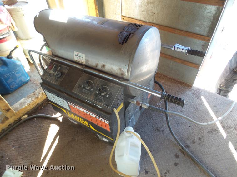 image for item DC8329 Landa PHWS4-3000 pressure washer