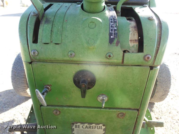 image for item DC8330 John Deere 2010 tractor