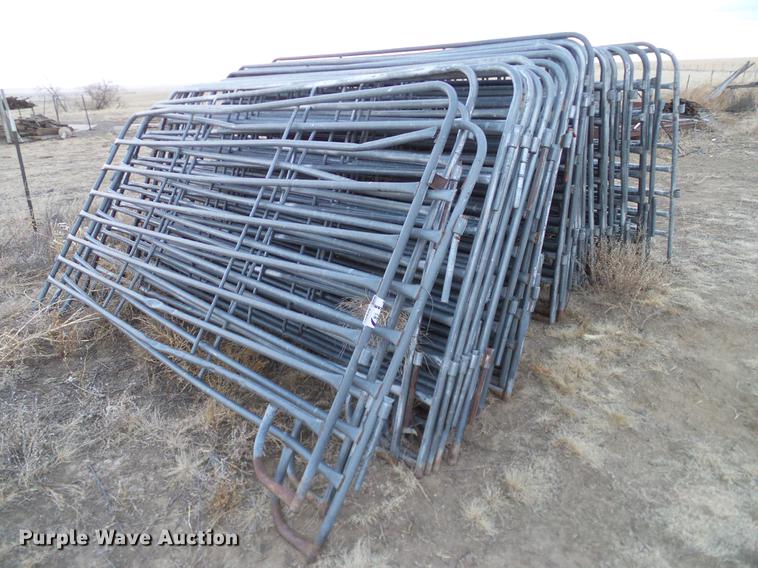 image for item DC8331 (47) galvanized fence panels