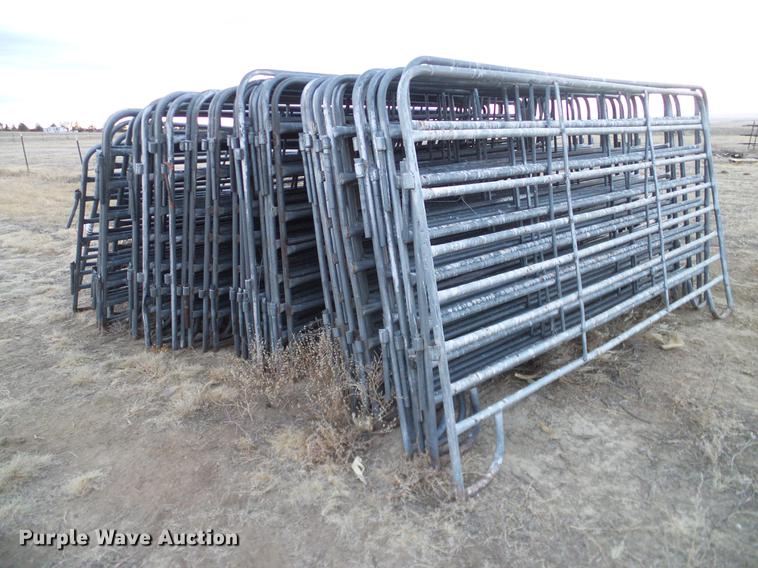 image for item DC8331 (47) galvanized fence panels