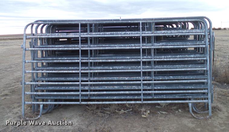 image for item DC8331 (47) galvanized fence panels