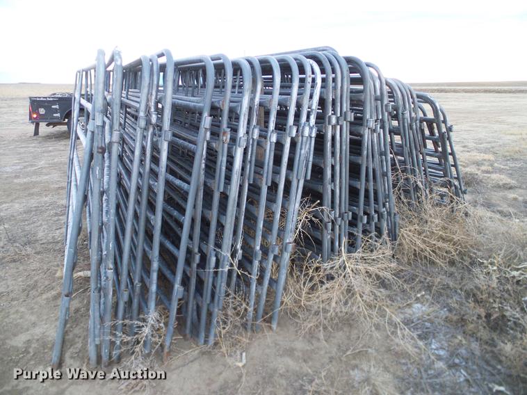 image for item DC8331 (47) galvanized fence panels