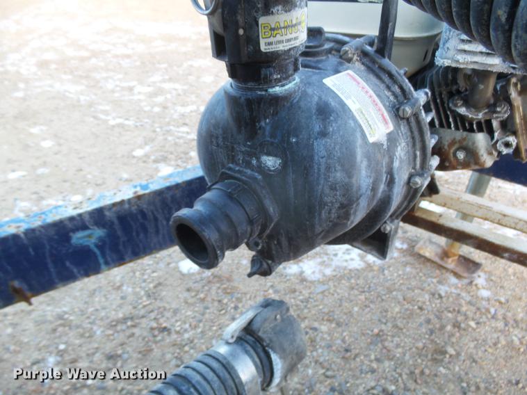 image for item DC8334 2010 JD Skiles triple tip tank trailer