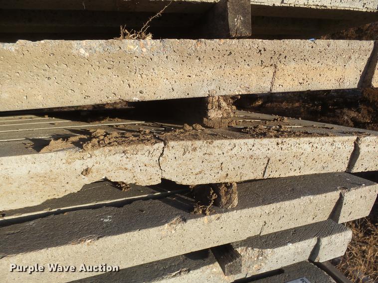 image for item DC8338 (10) concrete hog slats