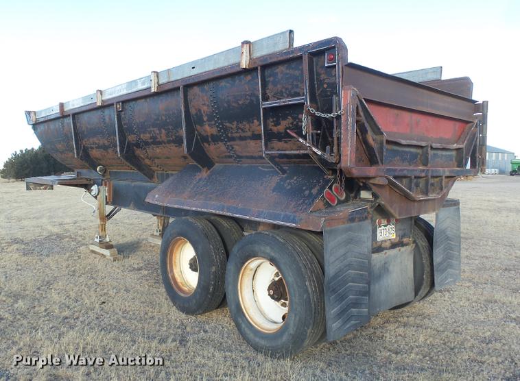 image for item DC8342 1974 Hobbs end dump trailer