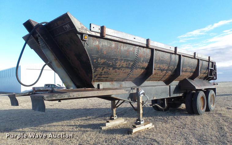 image for item DC8342 1974 Hobbs end dump trailer