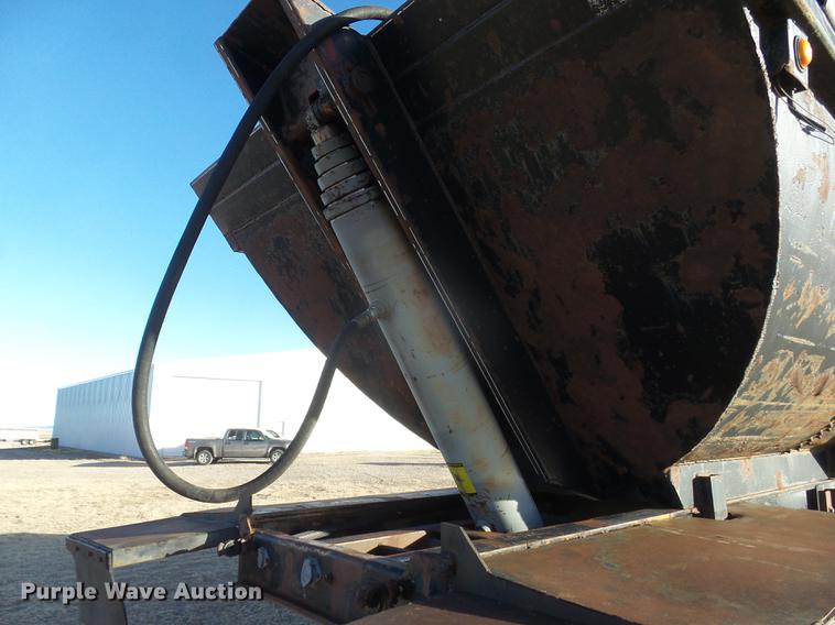 image for item DC8342 1974 Hobbs end dump trailer