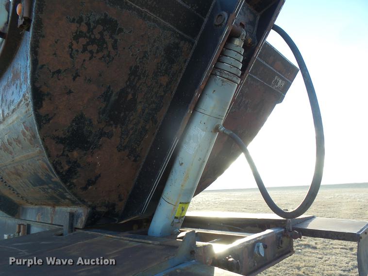 image for item DC8342 1974 Hobbs end dump trailer