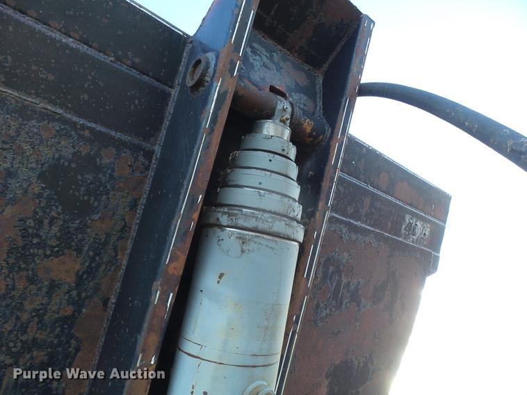 image for item DC8342 1974 Hobbs end dump trailer