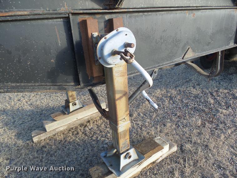 image for item DC8342 1974 Hobbs end dump trailer