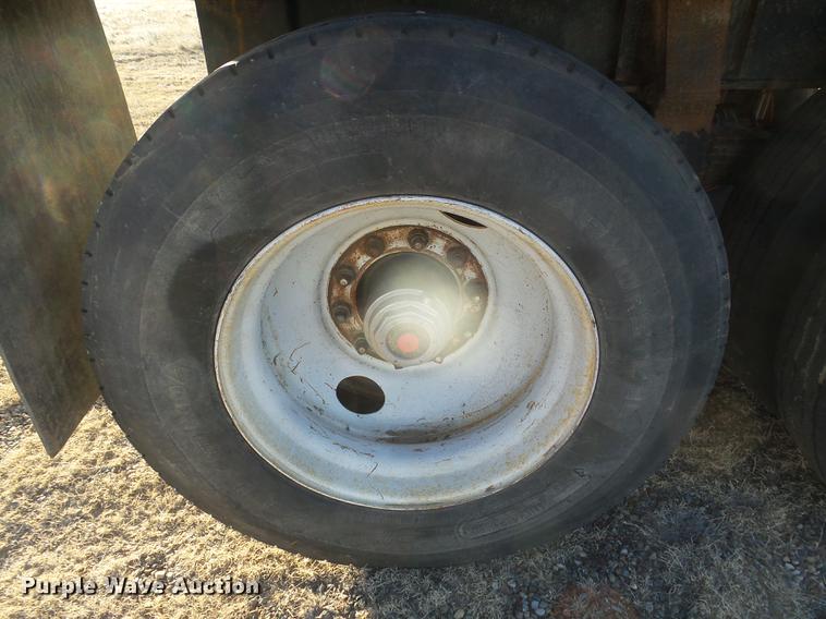 image for item DC8342 1974 Hobbs end dump trailer