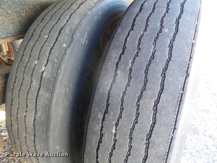 image for item DC8342 1974 Hobbs end dump trailer