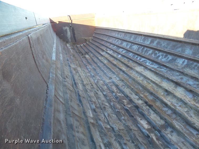 image for item DC8342 1974 Hobbs end dump trailer