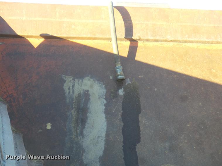 image for item DC8342 1974 Hobbs end dump trailer