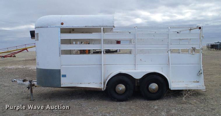 image for item DC8353 1974 Shelby livestock trailer