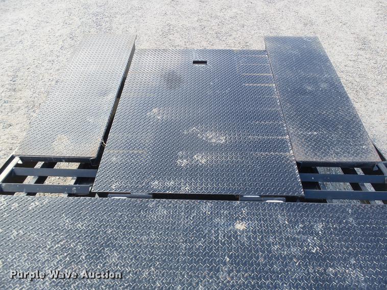 image for item DC8356 2013 PJ equipment trailer