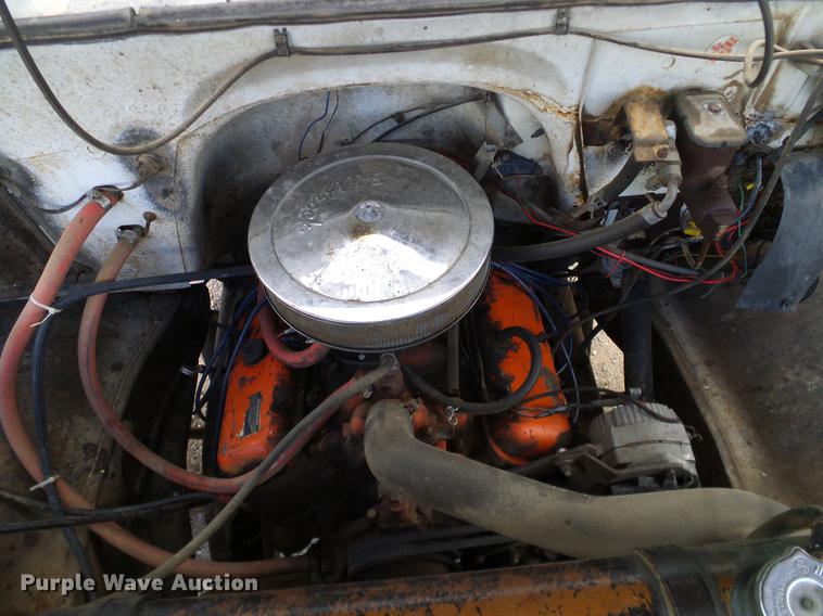 image for item DC8357 1973 GMC 6500 grain truck