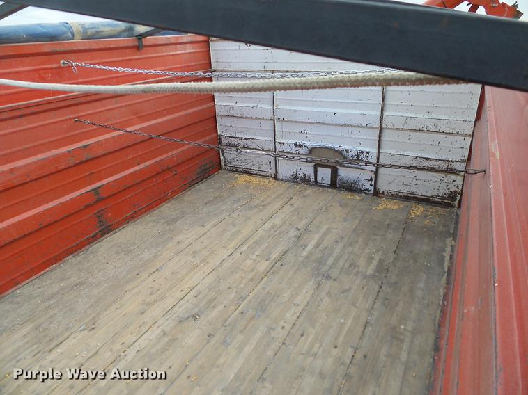 image for item DC8357 1973 GMC 6500 grain truck