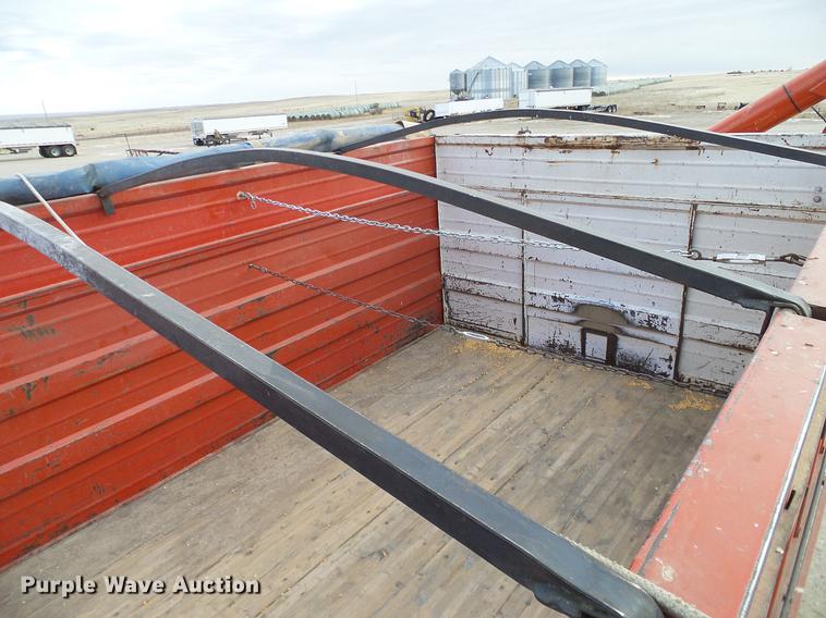 image for item DC8357 1973 GMC 6500 grain truck