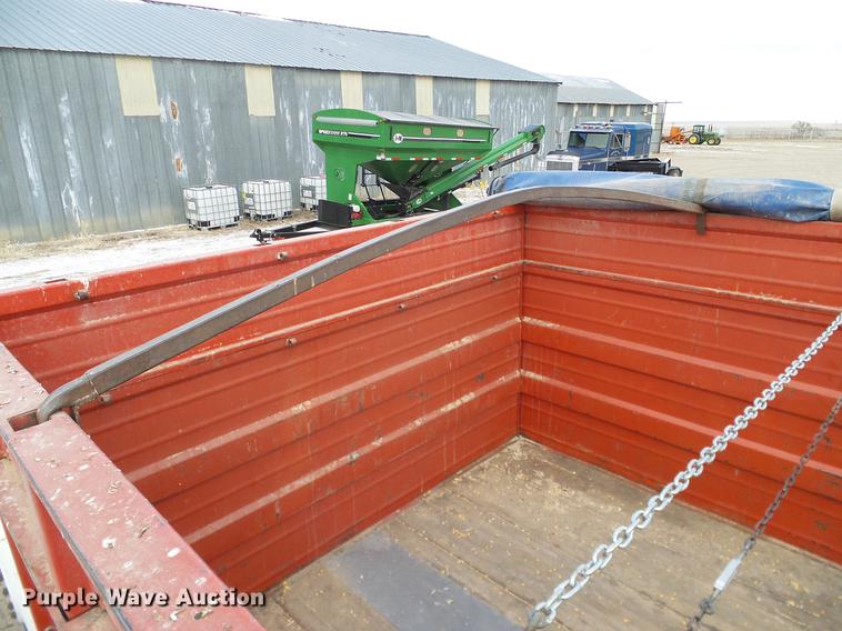 image for item DC8357 1973 GMC 6500 grain truck