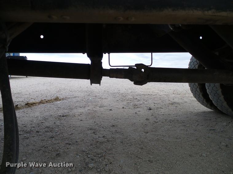 image for item DC8357 1973 GMC 6500 grain truck