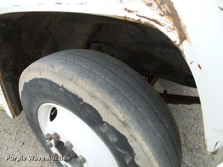 image for item DC8357 1973 GMC 6500 grain truck