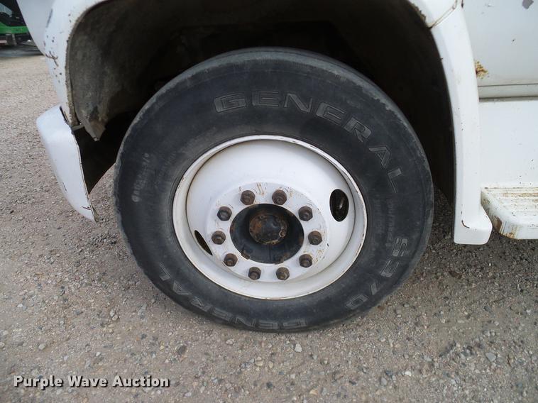 image for item DC8357 1973 GMC 6500 grain truck