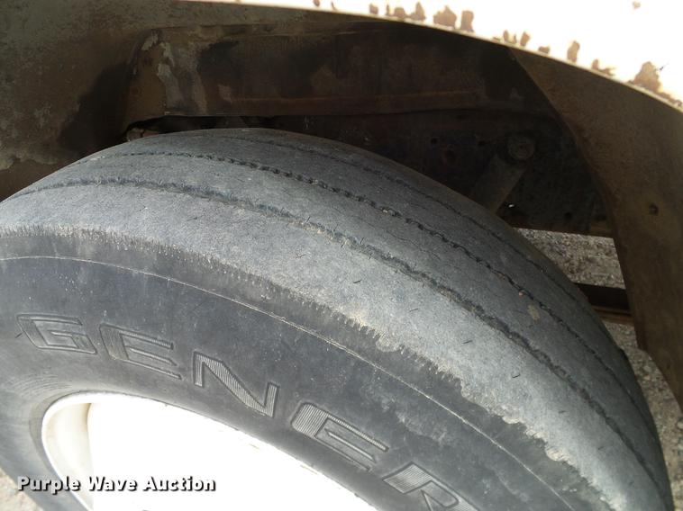 image for item DC8357 1973 GMC 6500 grain truck