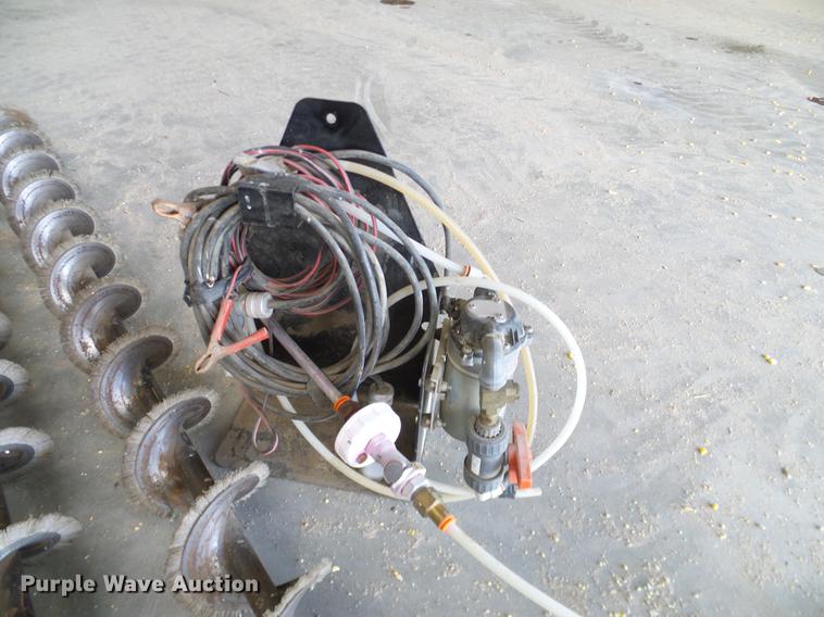 image for item DC8357 1973 GMC 6500 grain truck