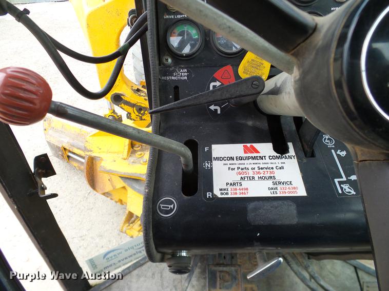 image for item DC8358 1977 John Deere 770 motor grader