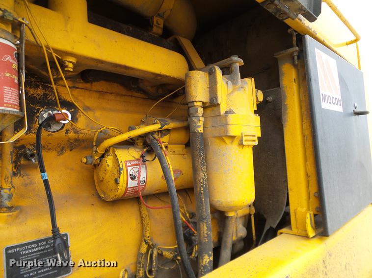 image for item DC8358 1977 John Deere 770 motor grader