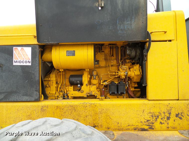 image for item DC8358 1977 John Deere 770 motor grader