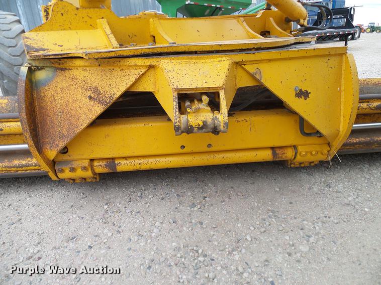 image for item DC8358 1977 John Deere 770 motor grader