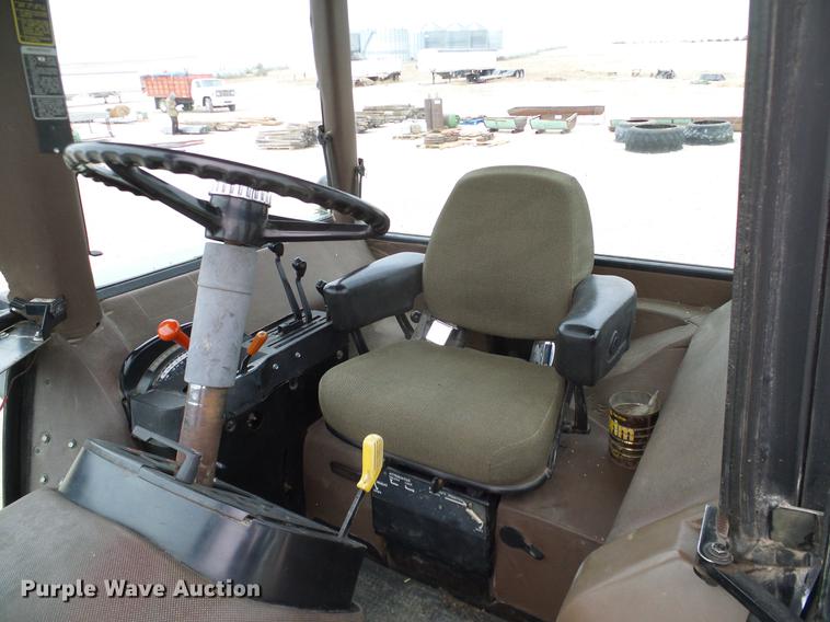 image for item DC8359 1984 John Deere 4450 MFWD tractor