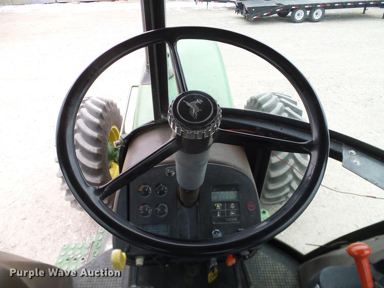 image for item DC8359 1984 John Deere 4450 MFWD tractor