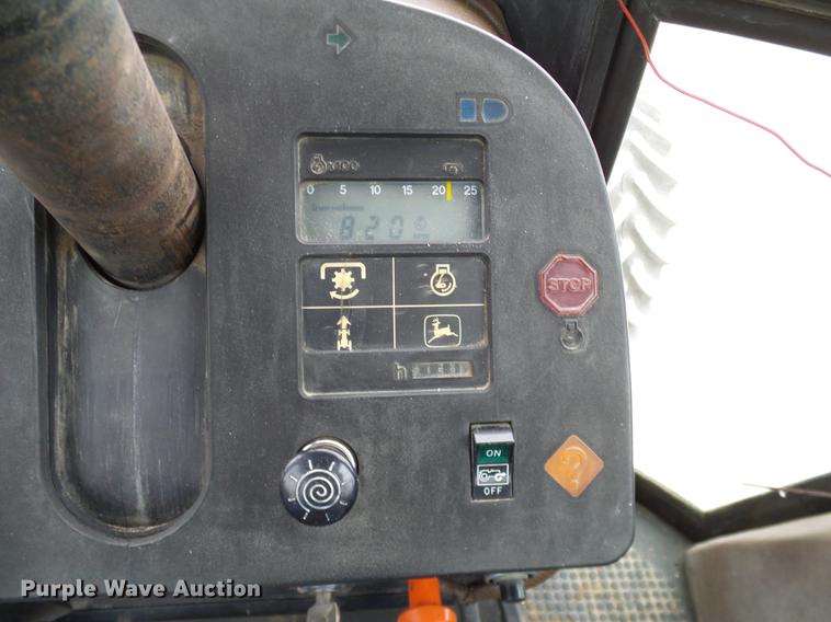 image for item DC8359 1984 John Deere 4450 MFWD tractor