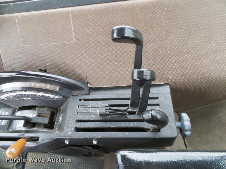 image for item DC8359 1984 John Deere 4450 MFWD tractor