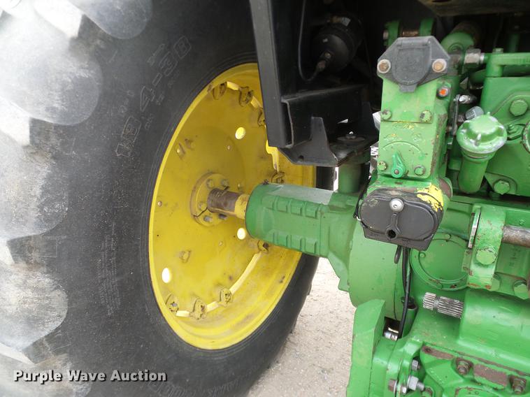 image for item DC8359 1984 John Deere 4450 MFWD tractor