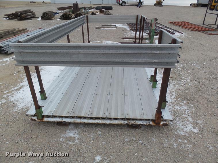 image for item DC8366 Steel man basket