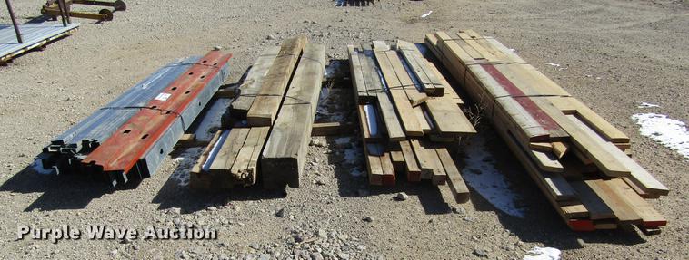 image for item DC8368 Building materials