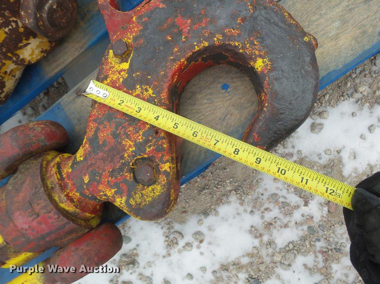 image for item DC8370 (8) propane tanks