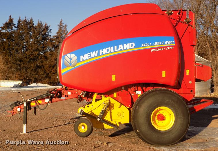 image for item DD2885 2014 New Holland Rollbelt 560 specialty crop round baler