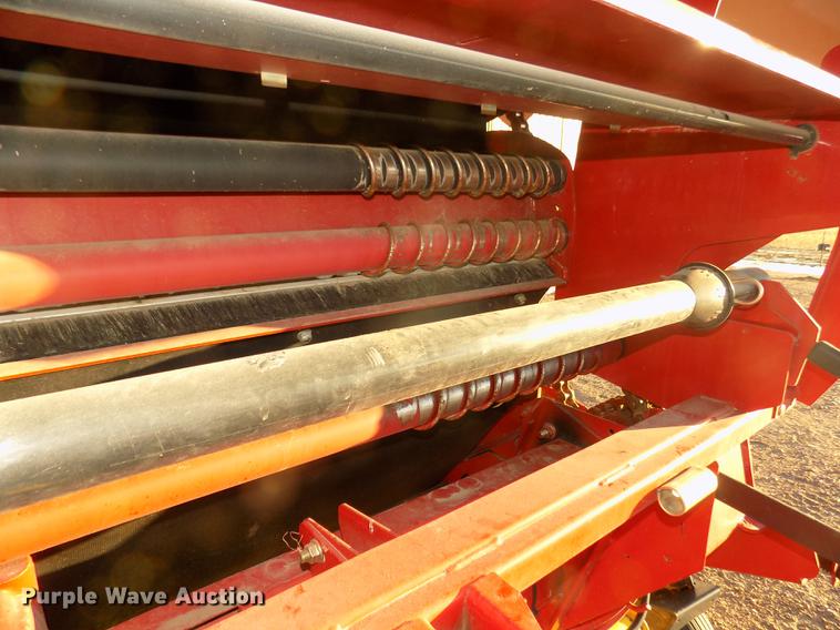 image for item DD2885 2014 New Holland Rollbelt 560 specialty crop round baler