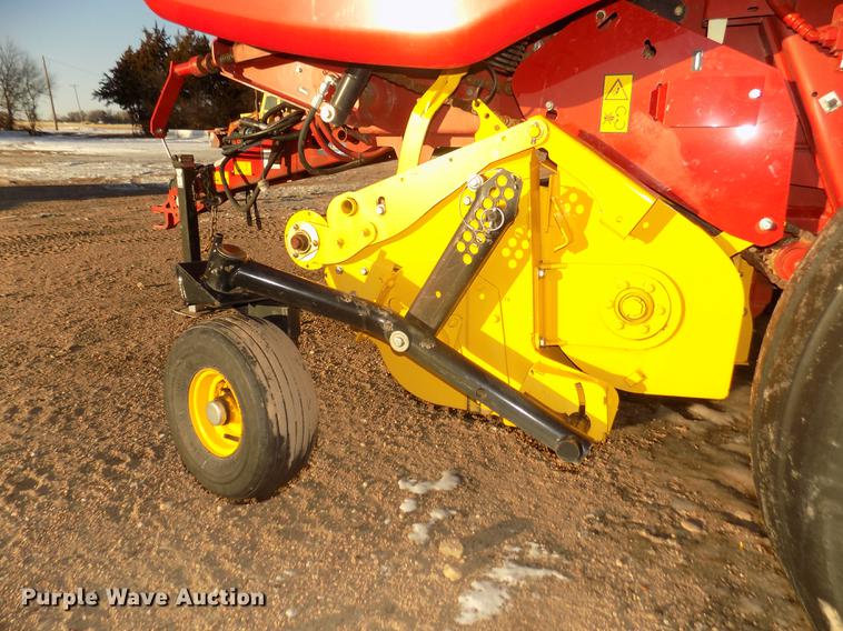 image for item DD2885 2014 New Holland Rollbelt 560 specialty crop round baler