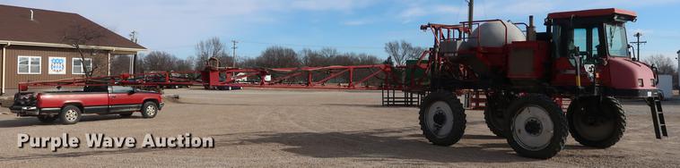 image for item DD5428 1999 Case IH Patriot SPX3185 self-propelled sprayer