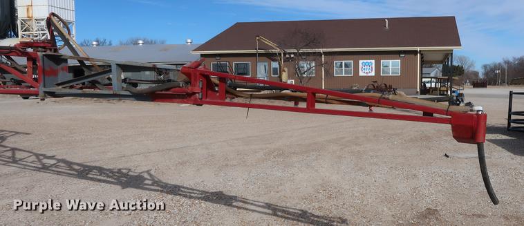 image for item DD5428 1999 Case IH Patriot SPX3185 self-propelled sprayer