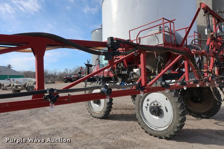 image for item DD5428 1999 Case IH Patriot SPX3185 self-propelled sprayer