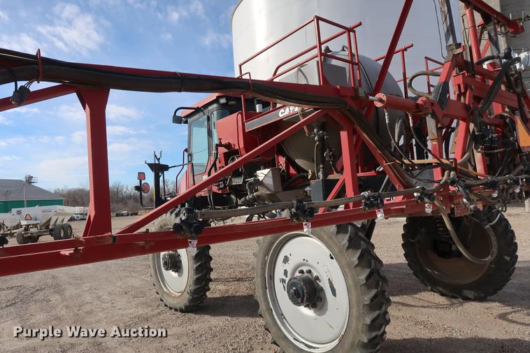 image for item DD5428 1999 Case IH Patriot SPX3185 self-propelled sprayer