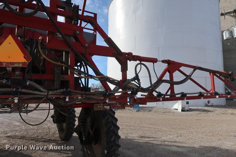 image for item DD5428 1999 Case IH Patriot SPX3185 self-propelled sprayer